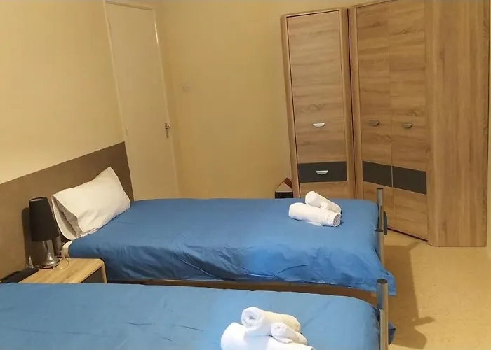 Sea View 2 Bedroom Apartment